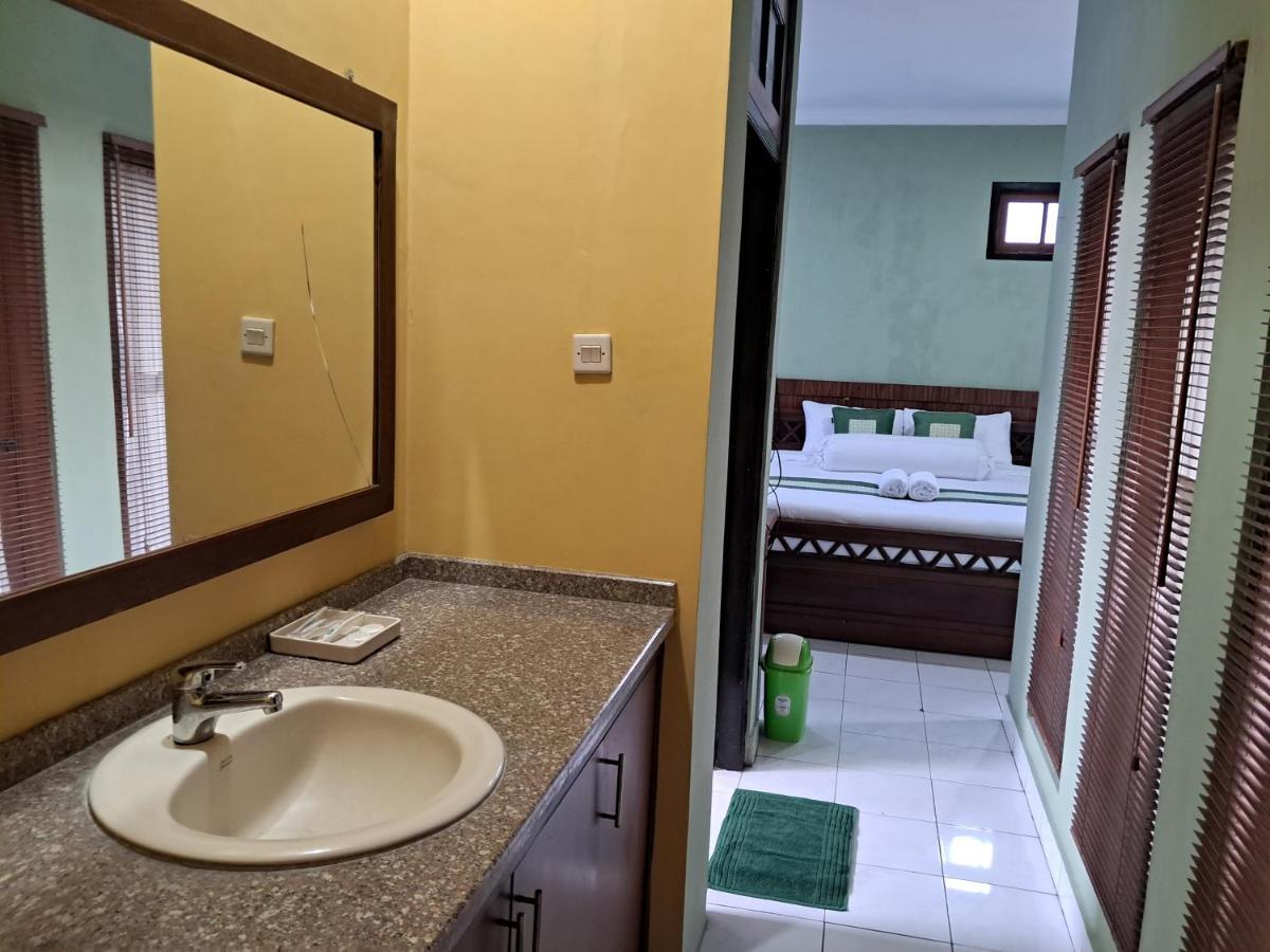 Griya Jene Homestay Syariah Ngabean Экстерьер фото